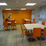 Premiere Classe Lyon Sud - Sur Rhone Hotell 3*