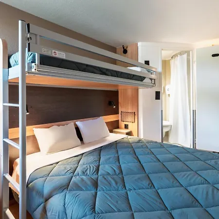 Premiere Classe Lyon Sud - Sur Rhone 3*