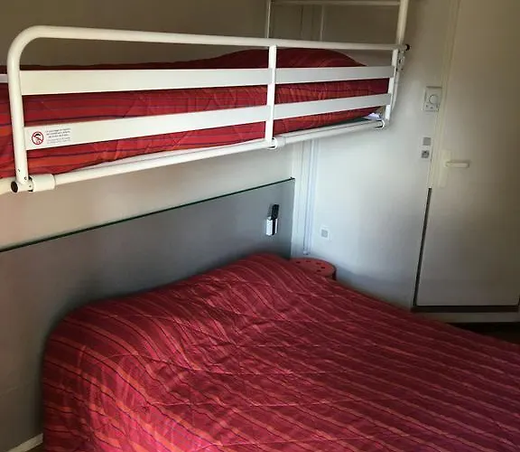 Premiere Classe Lyon Sud - Sur Rhone فندق