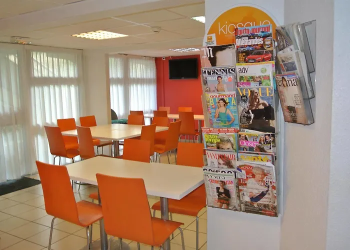 Premiere Classe Lyon Sud - Sur Rhone فندق