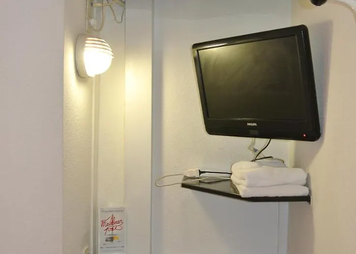 Premiere Classe Lyon Sud - Sur Rhone فندق