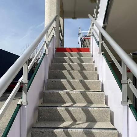 Hotel Premiere Classe Lyon Sud - Sur Rhone 3*