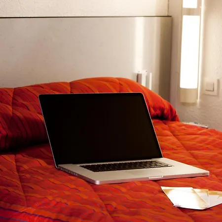 Hotel Premiere Classe Lyon Sud - Sur Rhone