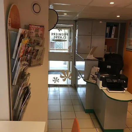 Premiere Classe Lyon Sud - Sur Rhône