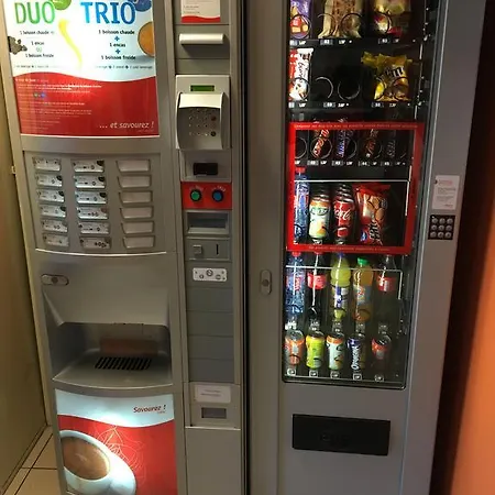 Premiere Classe Lyon Sud - Sur Rhône