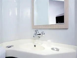Premiere Classe Lyon Sud - Sur Rhone Hotel Chasse-sur-Rhone