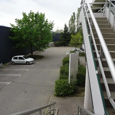 Hotel Premiere Classe Lyon Sud - Sur Rhone 3*