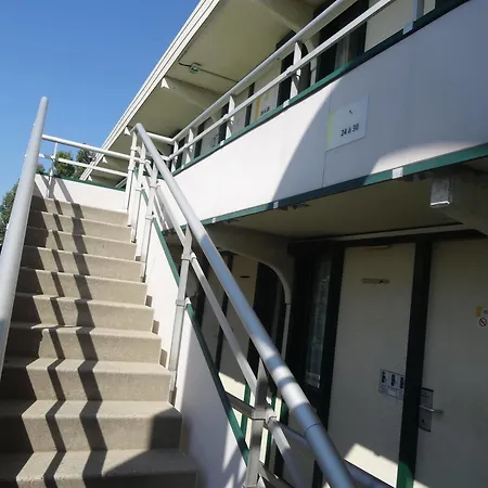 Hotel Premiere Classe Lyon Sud - Sur Rhone