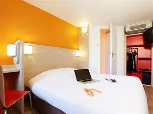 Premiere Classe Lyon Sud - Sur Rhône 3* Chasse-sur-Rhône